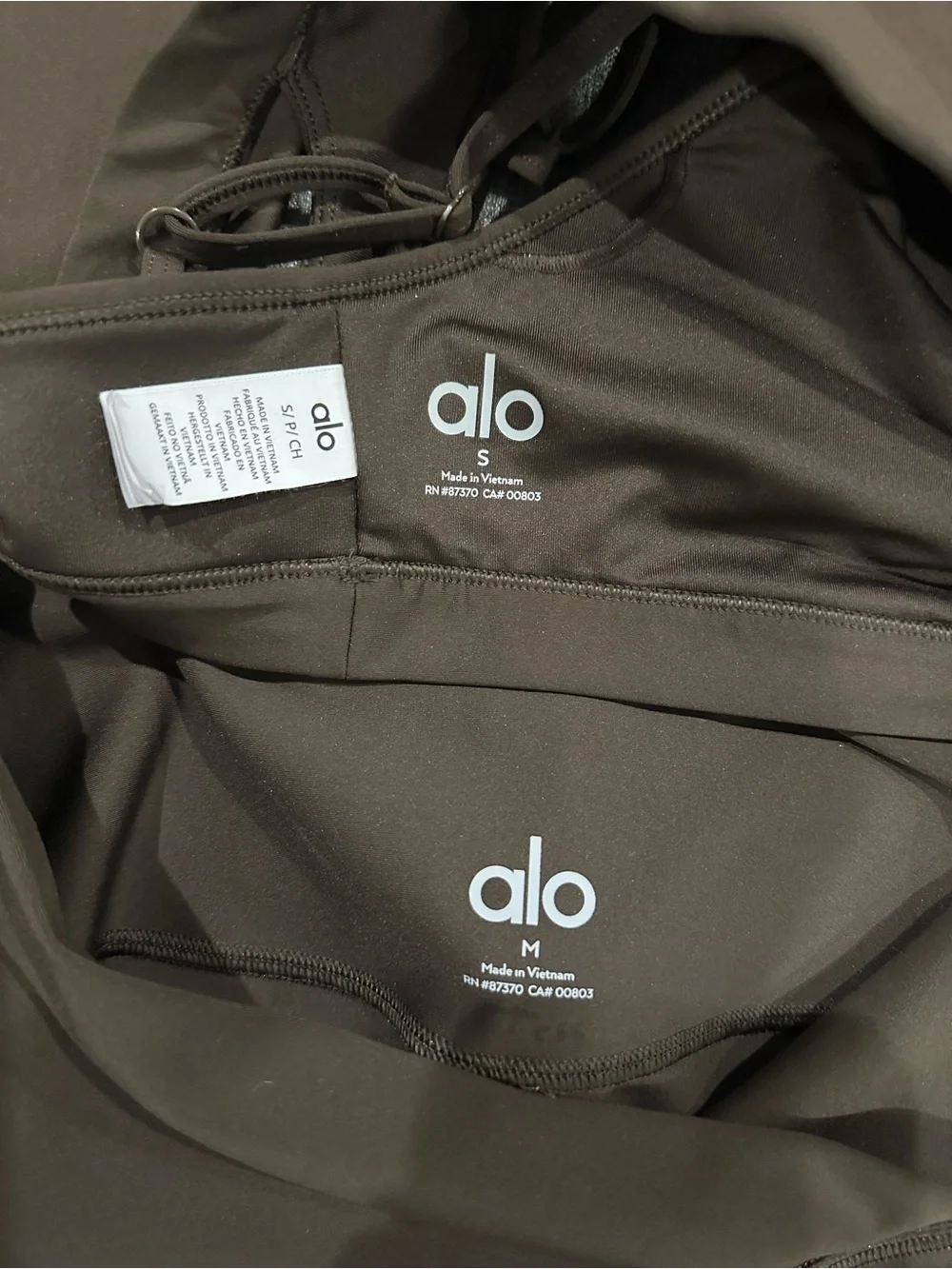 Alo Yoga 7/8 Airlift High waist Legging (Medium) Intrigue Sports Bra (Small)